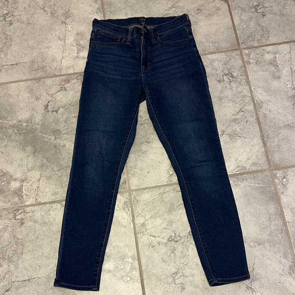 J. Crew Denim - J. Crew Dark Blue Skinny Jeans – Everyday Essential 💙
